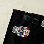 Dekorierte menschliche Schädelkunst Thunder_Cove Strandtuch (Beispiel)