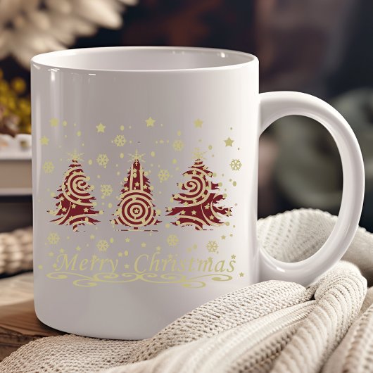 Dekorierte moderne Weihnachtskiefern Kaffeetasse