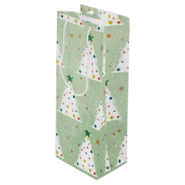 Dekorierte weiße Weihnachtsbaumen Grüner Stern & O Geschenktüte Für Weinflaschen