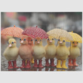 Dekoupage Whimsical Summer Ducklings in Rain Seidenpapier (Vorderseite)