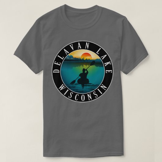 Delavan Lake Wisconsin Kayaking T-Shirt (Design vorne)
