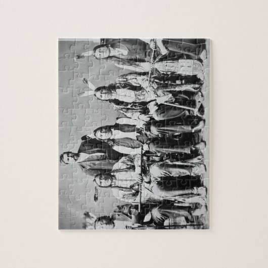 Delegation von Sioux-Leitern, geführt durch rote Puzzle (Vertikal)