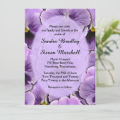 deletPurple Pansy Wedding Einladung (Stehend Vorderseite)