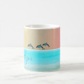 Delfin am Strand Kaffeetasse (Mittel)