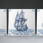Delft Blue Dutch Style Frigate Schooner Segelboot Fliese<br><div class="desc">Diese schöne handbemalte Keramik Kachel aus dem Jahr 1762 ist ein Set aus 17 verschiedenen Schiffskacheln und präsentiert einen klassischen Schoner im traditionellen niederländischen Delft Blue Stil. Delft Keramik Kacheln haben eine lange und reiche Geschichte verabredet bis ins 16. Jahrhundert, als sie zum ersten Mal in der niederländischen Stadt Delft...</div>