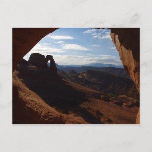 Delicate Arch durch Rock Window in Arches Postkarte