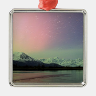 Delicate Aurora Ornament Aus Metall