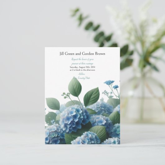 Delicate Blue Hydrangea Hochzeit Einladung (Stehend Vorderseite)