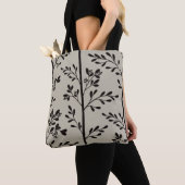 Delicate Flowers in Bloom black floral silhouette Tasche (Von Nahem)