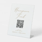 Delicate Gold Calligraphy QR Code Honeymoon Fund Sockelschild (Vorderseite)