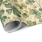 Delicate Green Shamrocks Seamless Geschenkpapier (Rolleneckpunkt)