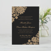 Delicate Lace Corner Black and Gold Script Wedding Einladung (Stehend Vorderseite)