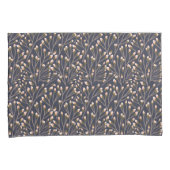 Delicate Pink Buds on Brown Branches Kissenbezug (Vorderseite-Rechts)