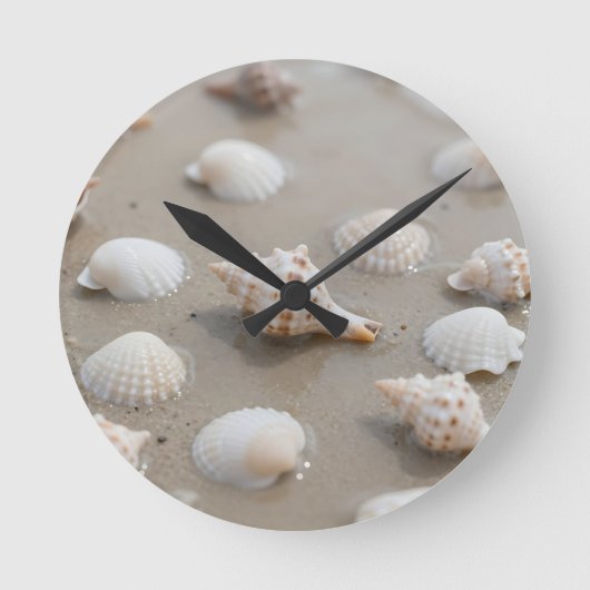 Delicate Seashells Beach Serenity Runde Wanduhr (Vorderseite)