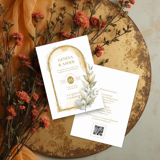 Delicate Spring Green & Beige Floral Arch Wedding Einladung