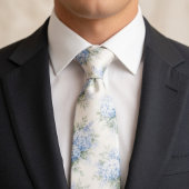 Delicate Watercolor Soft Blue Hydrangea Floral Krawatte