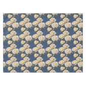 Delicate White And Pale Yellow Roses Tischdecke (Vorderseite (Horizontal))