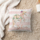 Delikate Aquarellfarben Einhorn Rosa Monogramm Kissen (Decke)