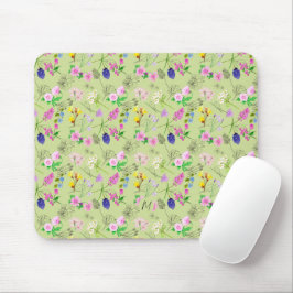 Delikate Aquarellfarben-Wildblumen auf grün Mousepad