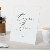 Delikate Black Calligraphy Wedding Cigar Bar Sockelschild (In SItu)