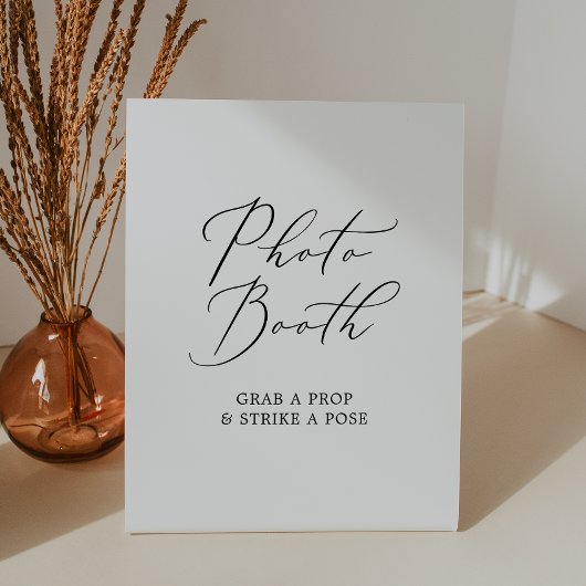 Delikate Black Calligraphy Wedding Foto Booth Sockelschild
