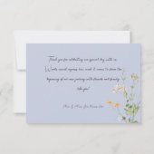 Delikate Boho Wildblumen Periwinkle Wedding Dankeskarte (Rückseite)