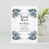 Delikate Dusty Blue Rose Elegantes Brautparty Einladung (Stehend Vorderseite)