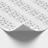 Delikate fallende Schneeflocken Geschenkpapier (Ecke)