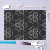 Delikate Filigree Ornamente auf schwarzem Hintergr Seidenpapier (Handwerk)