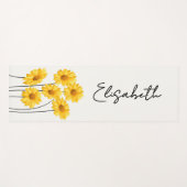 Delikate gelbe Blumen mit langen Stielen Yogamatte (Vorderseite (Horizontal))