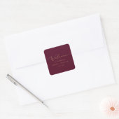 Delikate Gold Calligraphy Burgundy Wedding Willkom Quadratischer Aufkleber (Umschlag)