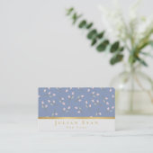 Delikate Gold Floral Dusty Blue Business Card Visitenkarte (Stehend Vorderseite)