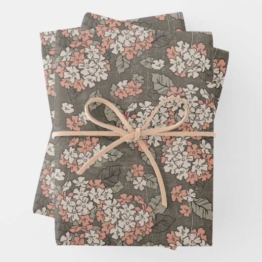 Delikate Hydrangea auf taubendem Hintergrund Geschenkpapier Set (Beispiel)