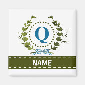 Delikate Ivy Wreath und Bow Name mit Monogramm Q Magnet (Vorne)