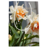 Delikate niedliche Narzissen Mittlere Geschenktüte (Vorderseite)