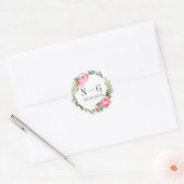 Delikate Peony Typografy Chic Monogram Wedding Runder Aufkleber (Umschlag)