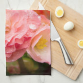 Delikate rosa Blume nach Regen Geschirrtuch (Viertel Falte)