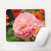 Delikate rosa Blume nach Regen Mousepad (Mit Mouse)