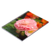 Delikate rosa Blume nach Regen Notizblock (Linke Seite)