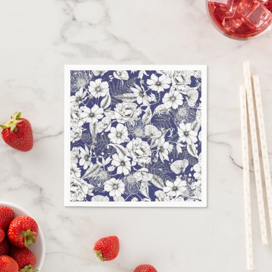 Delikate, Schwarz-weiße Linie zeichnend Tornelenfa Serviette (Beispiel)