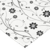 Delikate schwarze Blume Tischdecke (Schrägansicht)