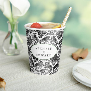 Delikate schwarze Grunge Damask Schnürpapierkupplu Pappbecher