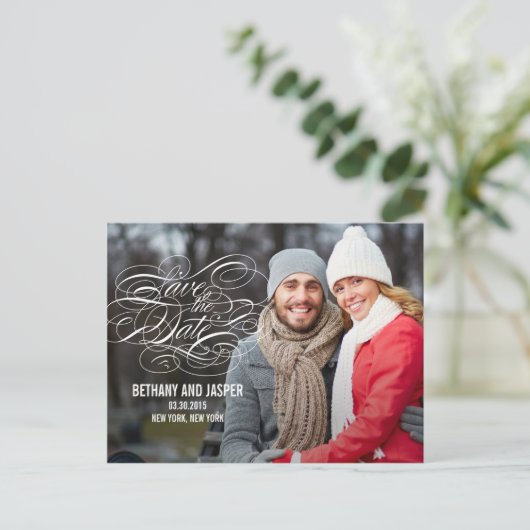 Delikate Script Save the Date Postkarten (Stehend Vorderseite)