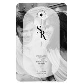 Delikate Vellum Transparency Schwarz-weiß Initials Magnet (Vertikal)