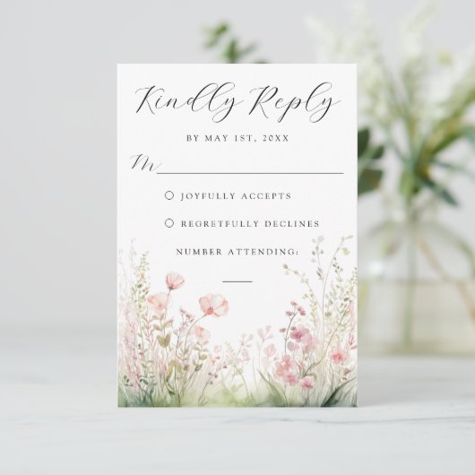 Delikate Wildblume Wedding RSVP Card Karte (Stehend Vorderseite)