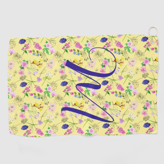 Delikate Wildblumen in hellgelb. Custom. Golfhandtuch (Horizontal)