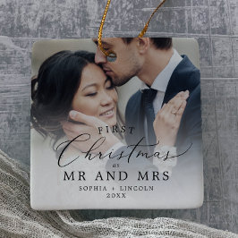 Delikates, frisch verheiratetes erstes Weihnachtsf Keramikornament