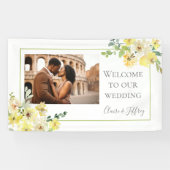 Delikates Gelbblütenmatte Grünes Foto Hochzeit Banner (Horizontal)