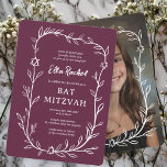 Delikatessen Botanisches CUSTOM FOTO Bar Bat Mitzv Einladung<br><div class="desc">Perfekte Karte, um eine Fledermausmitzvah, Bar mitzvah oder andere jüdische Feier anzukündigen! Handgezeichnete, zarte Blättertramkunst für Sie! Vollständig anpassbar! Klicken Sie auf "Personalisieren" oben, um den Text zu bearbeiten. Klicken Sie auf "Bearbeiten mit dem Design-Tool", um die Schriftart, Farben und Platzierungen anzupassen und Ihr Foto auf der Rückseite hinzuzufügen (oder...</div>