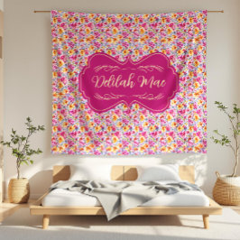 Delilah Mae Dainty Pink und Yellow Tiny Floral Fleecedecke